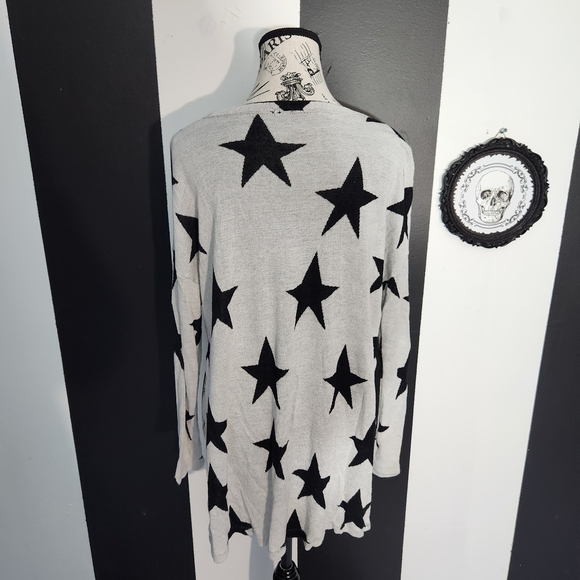 Oversized Star Print Sweater - Picture 5 of 7